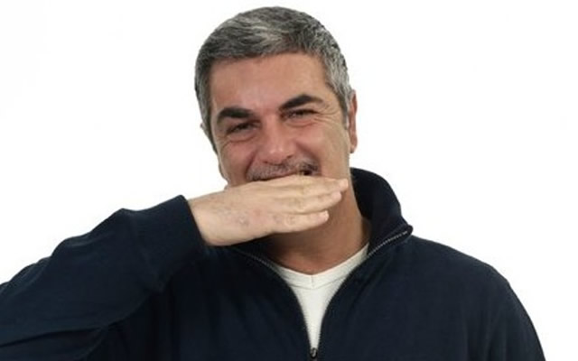 simone-schettino-teatro-troisi-2014